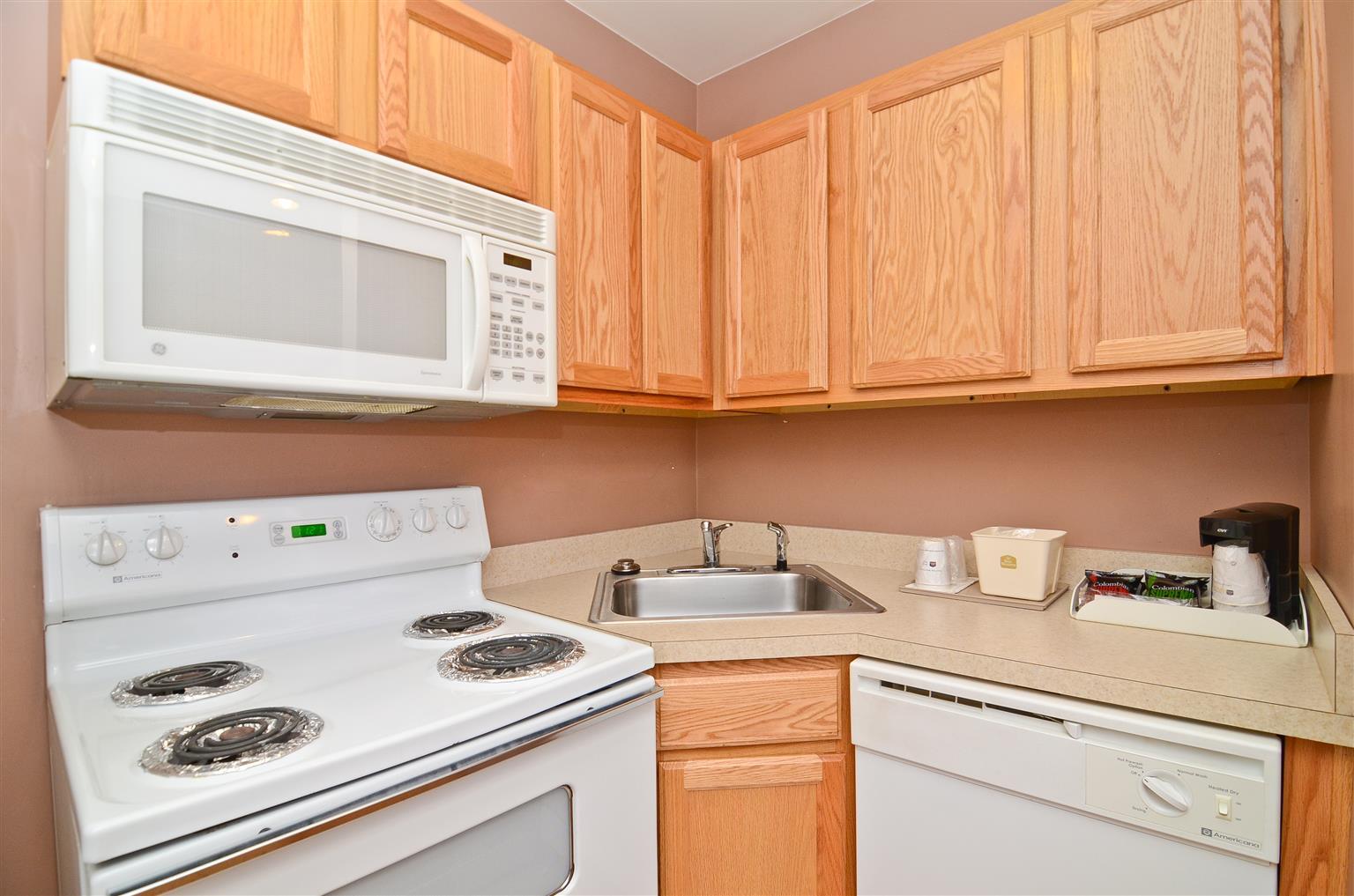 Red Roof Inn & Suites Hazleton Ruang foto